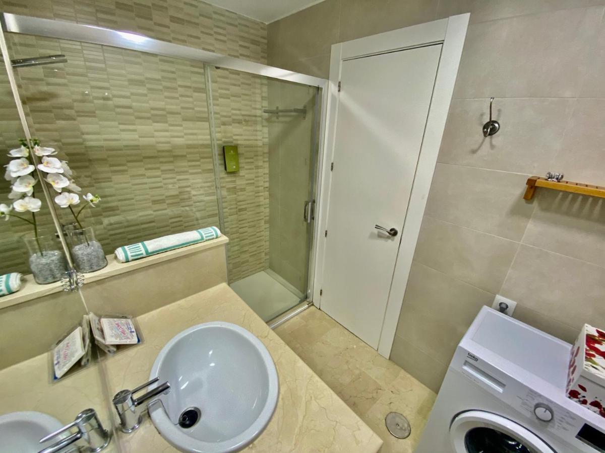 Apartamentos Turisticos Castillo Del Vigia Torremolinos Exterior foto